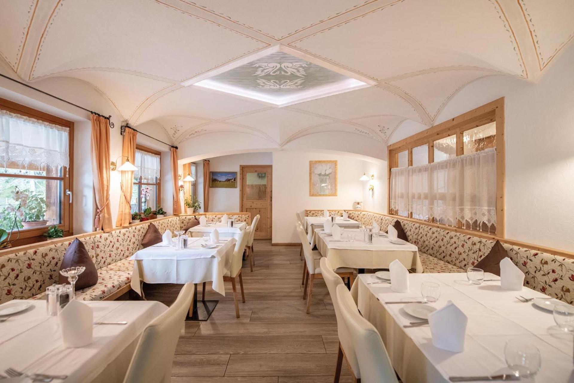סן ויג'יליו די מרבה Hotel Lago Della Creta מראה חיצוני תמונה